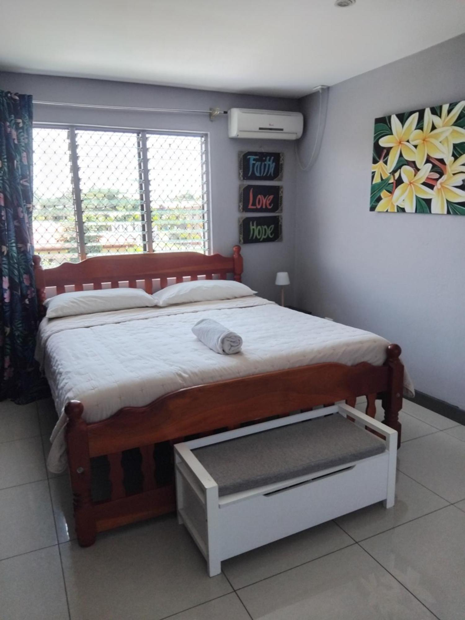 Survivour Home Nadi Esterno foto